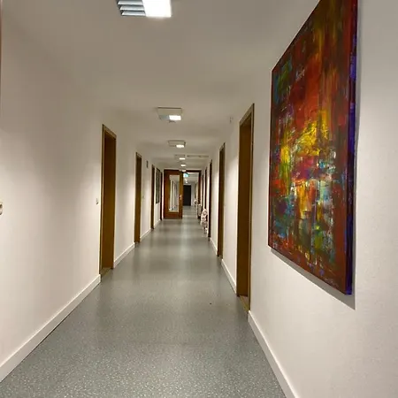 Hostel47 - Fitters' Near Dresden - Comfortable Beds, Only Men, Free Wlan & Parking Spaces, Also For Trucks