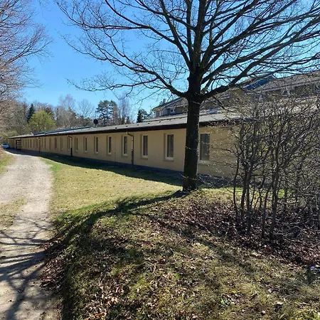 Albergue Fitters' Near Dresden - Comfortable Beds, Only Men, Free Wlan & Parking Spaces, Also For Trucks